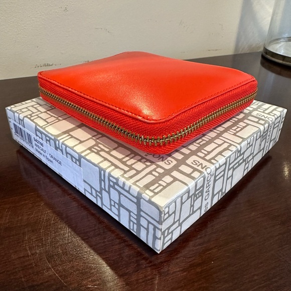 New Comme des Garcons red zip around wallet - Picture 2 of 10